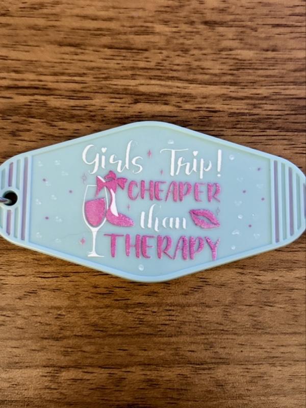 Hotel Keychains - Set of 5 "Girls Trip" with Colorful Designs and Metal Rings for Keychains