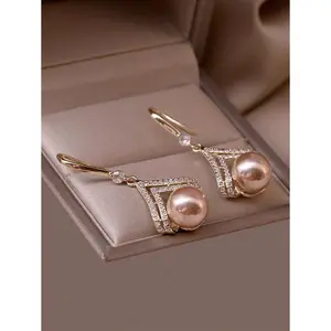 Minimalist Champagne Pearl Stud Earrings Daily Luxury Design Jewelry Versatile Everyday Elegance Jewelry