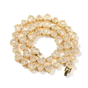 AMOUR HEART NECKLACE 18KT GOLD PLATED