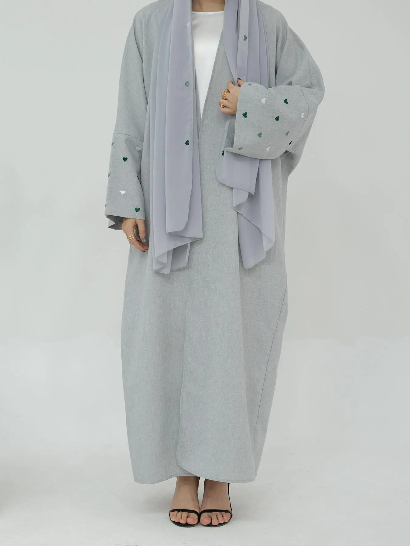 Women's Heart Print Drop Shoulder Abaya Without Hijab, Modest Long Sleeve Arabic Clothing, Ladies Islamic Clothes for All Seasons