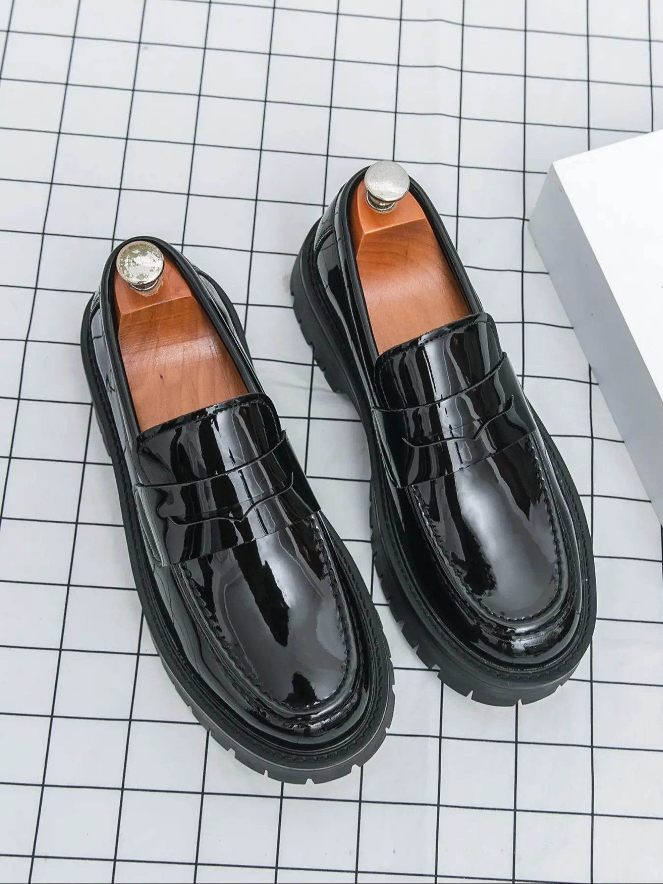 Men's Thick Sole Height Increasing Glossy Casual Formal Loafers, PU Leather Upper, All Seasons, Less Than Ankle Style