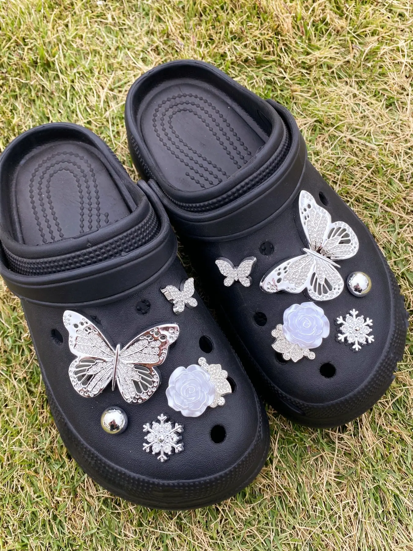 10pcs Cute Silver Color Rhinestone Butterfly Snowflake Rose Shoe Decorations, Bling Shoe Charms, DIY Creative Casual Accessories for Parties and Special Occasions