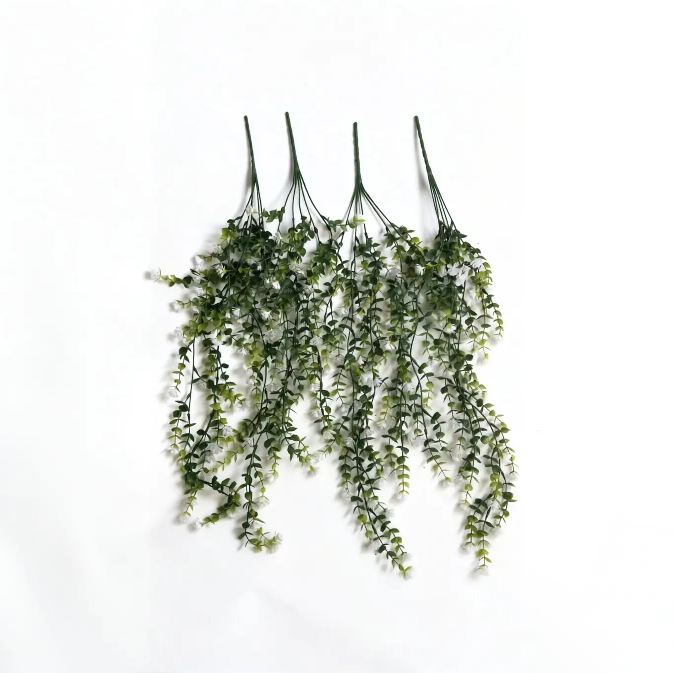 Artificial hanging Eucalyptus ivy vine, Fake Ivy Vine, Faux ivy, Fake Hanging Plants, Artificial flower plant, realistic plastic green plant, lush leaves, maintenance-free indoor/outdoor decoration, suitable for home, wedding, Christmas (white)