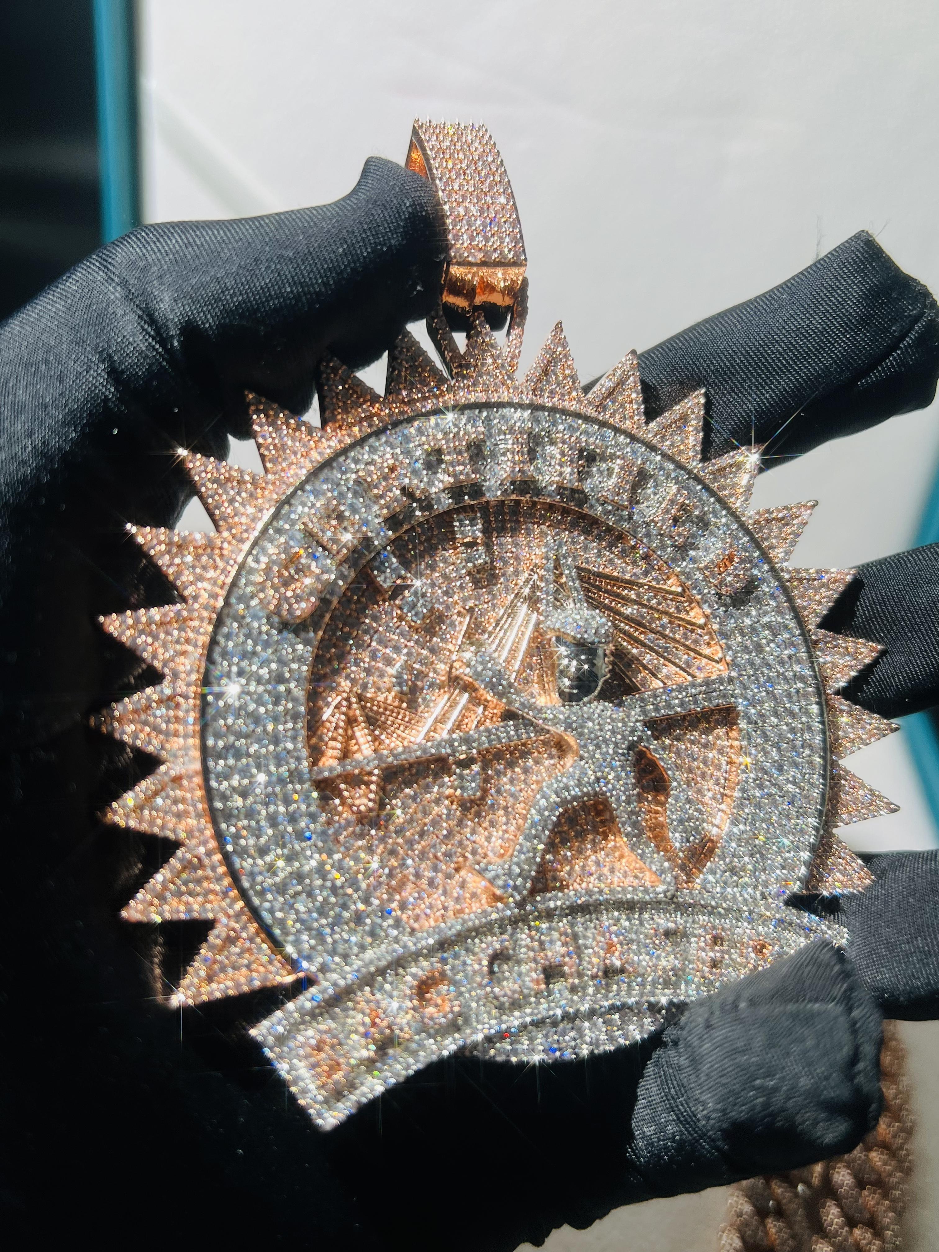 Custom Iced Pendant Silicon Diamond Gear High Luxury VVS Silicon Pendant Hip-Hop Jewelry Initial Logo Pendant Valentine's Day Easter Gift