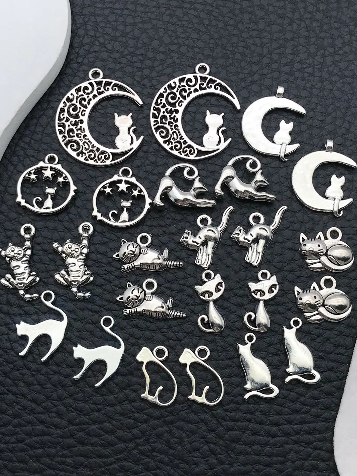 24pcs Mixed Tibetan Silvery Moon Cat Charms, Stylish Playful Charm, Metal Cat Animal Pendants for DIY Jewelry, Bracelet Necklace Earrings Accessories, Diy Jewelry Making