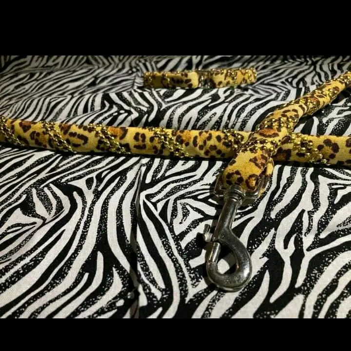 Cheetah Doggy Collar and Matching Leash.