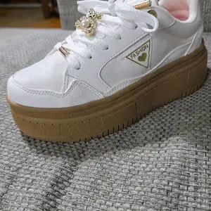 PAULIS Fashion White Platform Sneakers with Gold Embellishments and Comfortable Sole