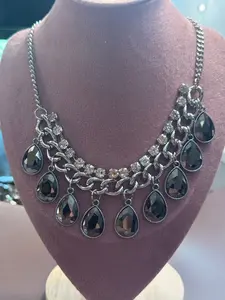 Black Teardrop Statement Necklace – Silver Chain with Rhinestone Detail – Bold Vintage Style Bib Necklace