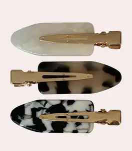 Creaseless Patterned Hair Clip