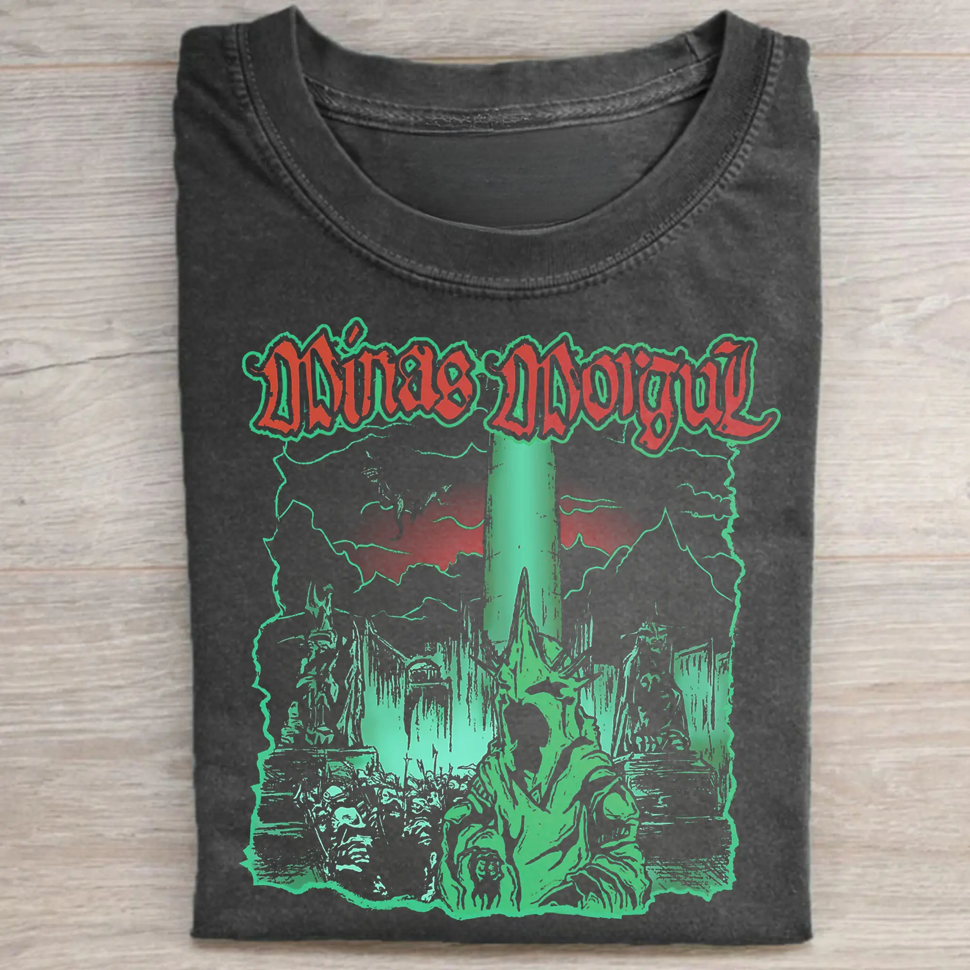 Gildan Menswear Short-Sleeve Round Neck T-Shirt - Men's Top with Vintage  Minas Morgul Graphic, Nazgul, Morgul King, Ringwraiths, Black Riders, Lord  of The Rings, JRR Tolkien, Middle Earth All-Seasons Casual Streetwear -