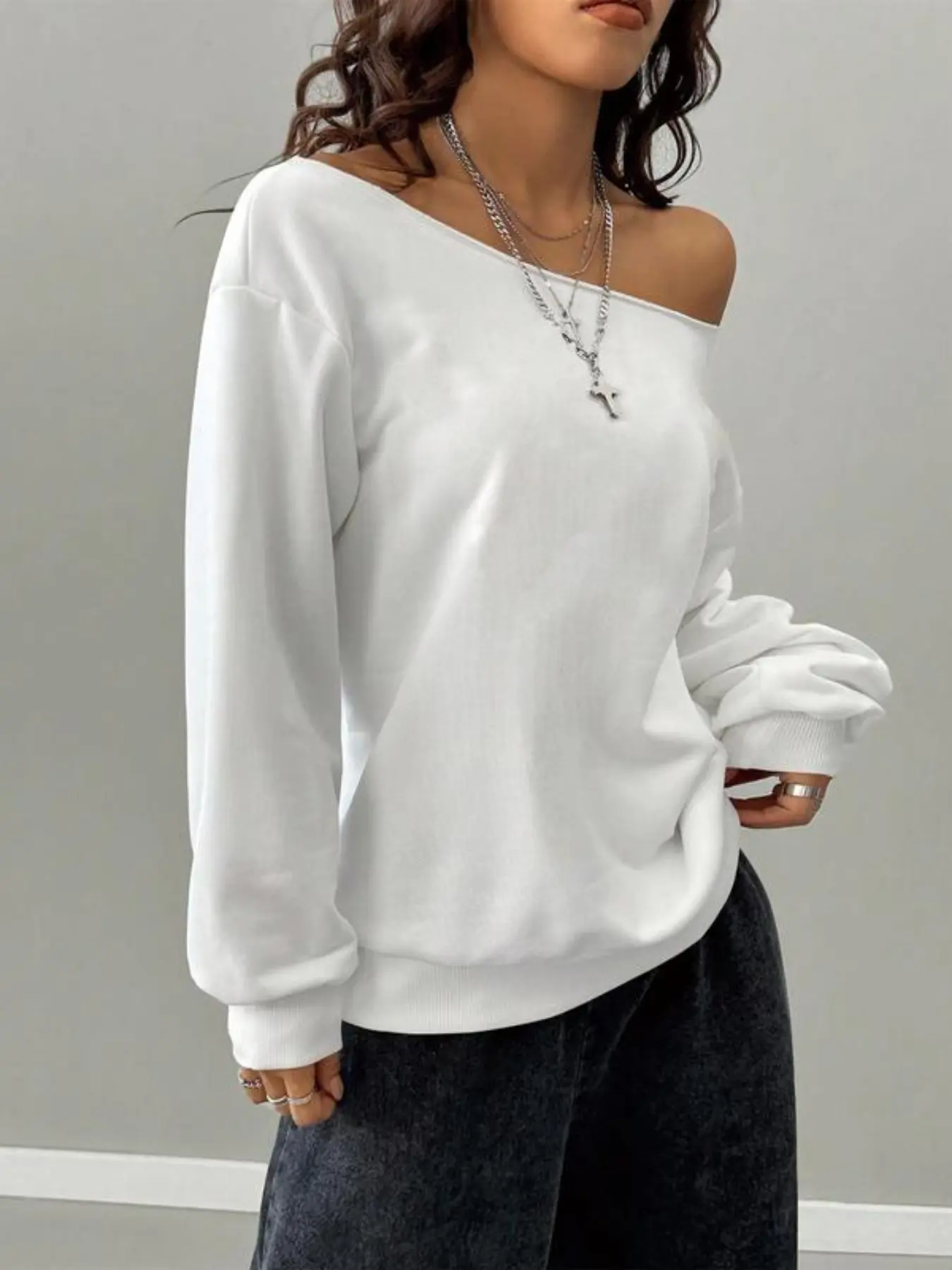 Women's Plain off Shoulder Breathable Loose Sweatshirt Tops, Casual Street Fashion Long Sleeve Pullover for Daily Wear, Everyday Stylish Feminine Ladies Summer Clothes, Womenswear