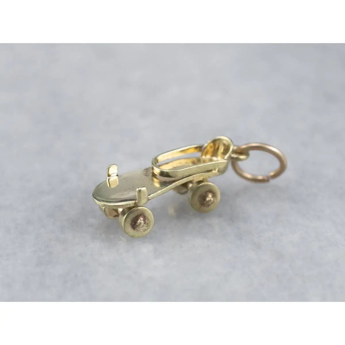 Moving Roller Skate Charm