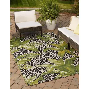 Green Outdoor Botanical Rug