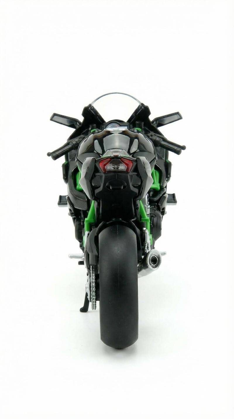 1:12 Scale Diecast Motorcycle Model - Zinc Alloy Collectible Toy! Features Suspension, Free - Roller, Push - Back & Non - Rechargeable Button Battery. Black, Sleek Modern Design for Diecast Enthusiasts!