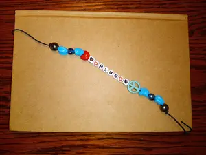 PLUR bracelet, plastic beads, ULTRA, Coachella, rave, music festival