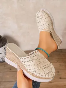 European and American style lace hollow wedge sandals, summer breathable closed-toe height-increasing thick-soled sandals, essential sandals for Bohemian vacations, weddings, parties, and holidays