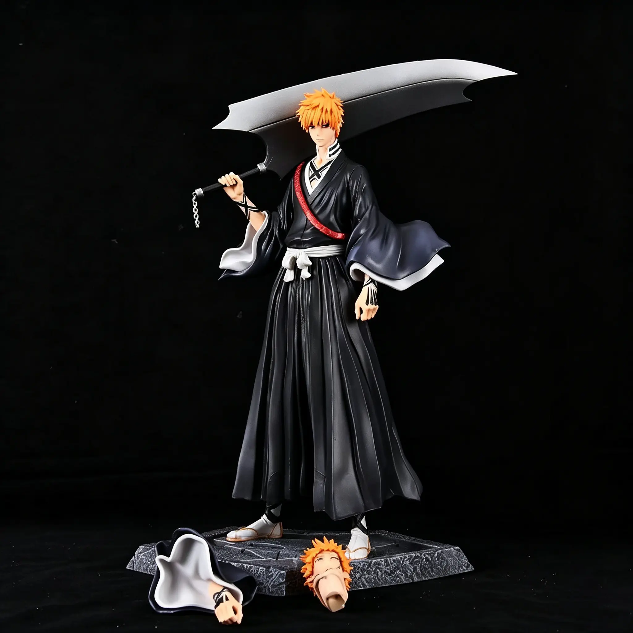 Bleach Ichigo Kurosaki Figure, Anime Figure, Anime Collectible, Figurines for Collectors, Thousand-Year Blood War Edition, Replaceable Head Design, Detailed Zangetsu Sword, Realistic, Collector's Must-Have