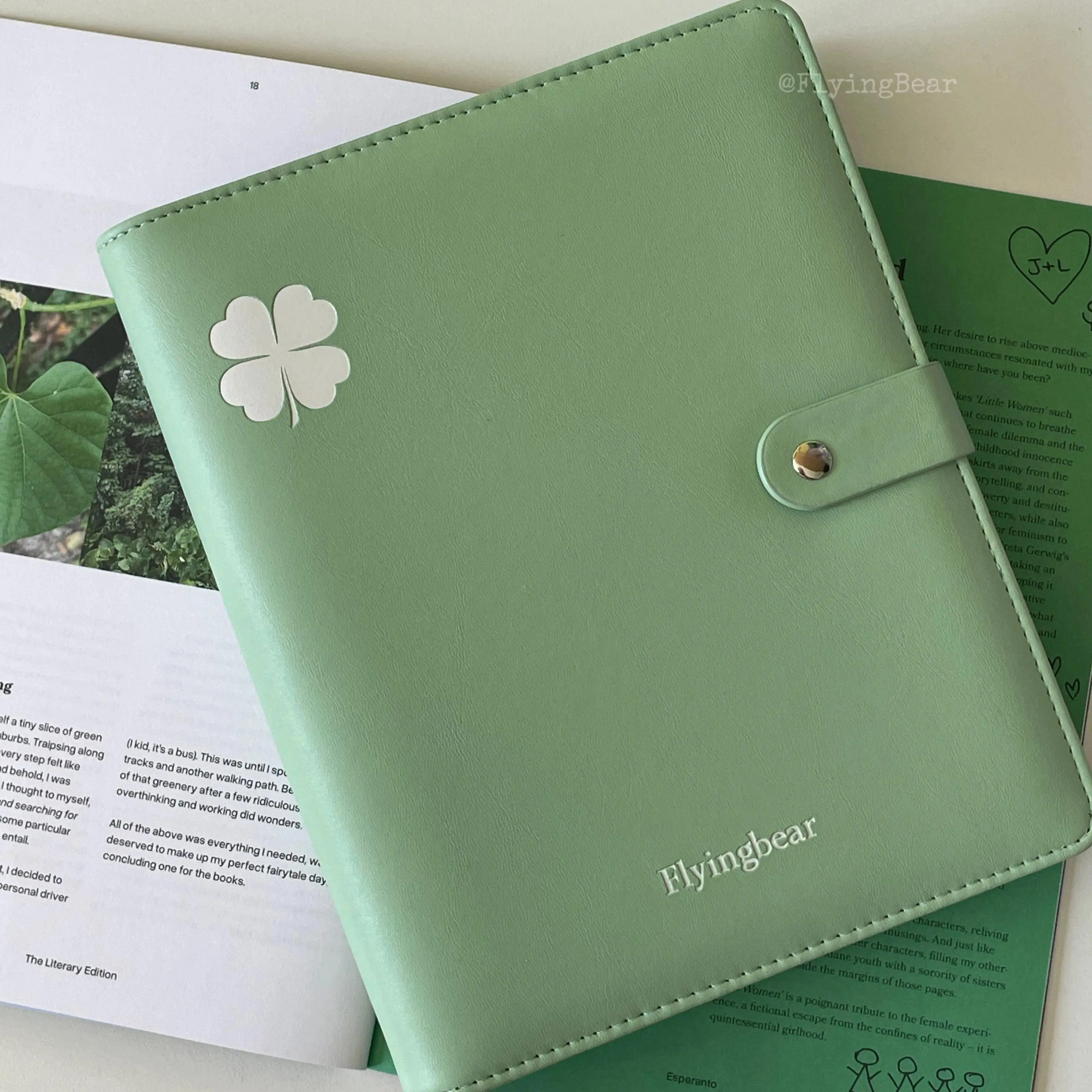Flyingbear Green Clover A5 Binder, PU Leather Photo Album for K-pop Photocards, Scrapbook Journal 6-Ring Refillable Notebook