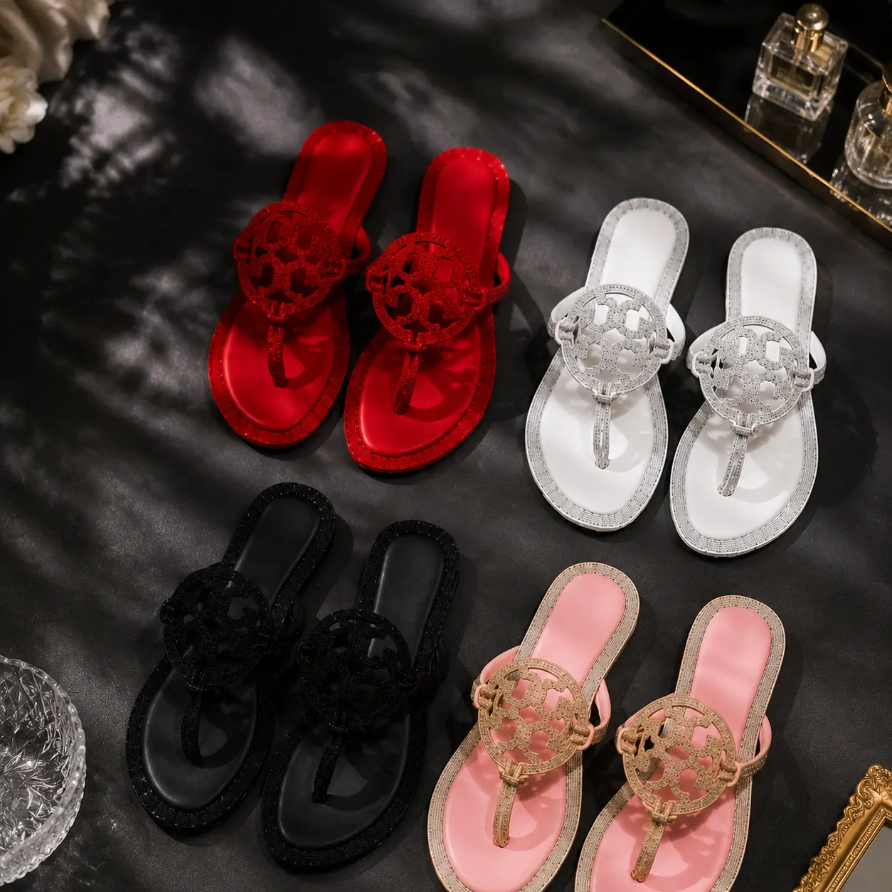 Women’s Rhinestone Flip Flops, Luxury Crystal Flat Sandals with Round Charm Detail, Summer Beach Vacation Shoes for Women