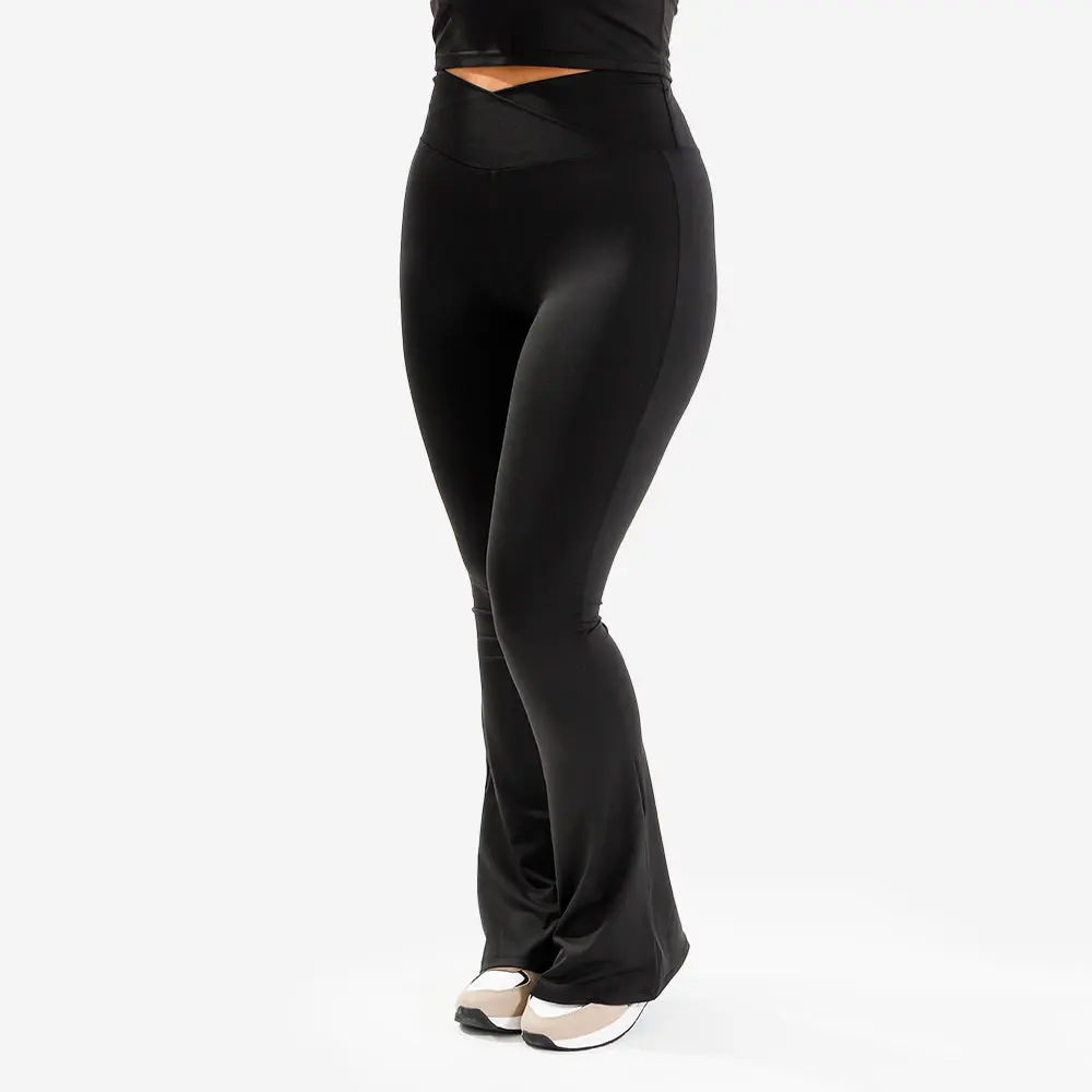 Crossover Flare Leggings | Black