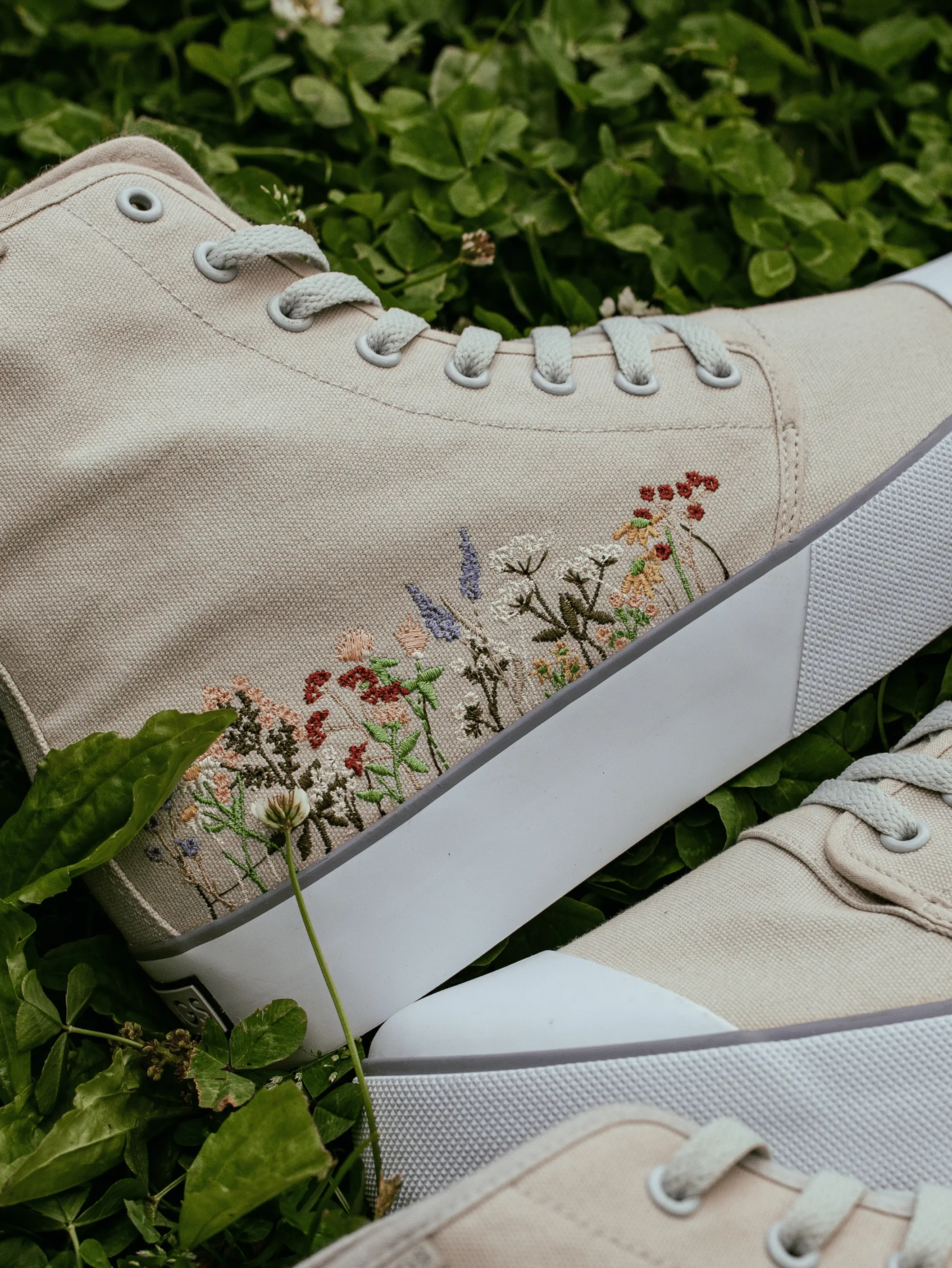 Wildflower Wanderer Platform High Top Wildflower Wanderer Platform High Top