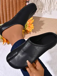 New Women's Shoes, Split-Toe Mule Slip-Ons, Soft Leather Flat Casual Sneakers, Two Colors Available, Perfect for Everyday Wear