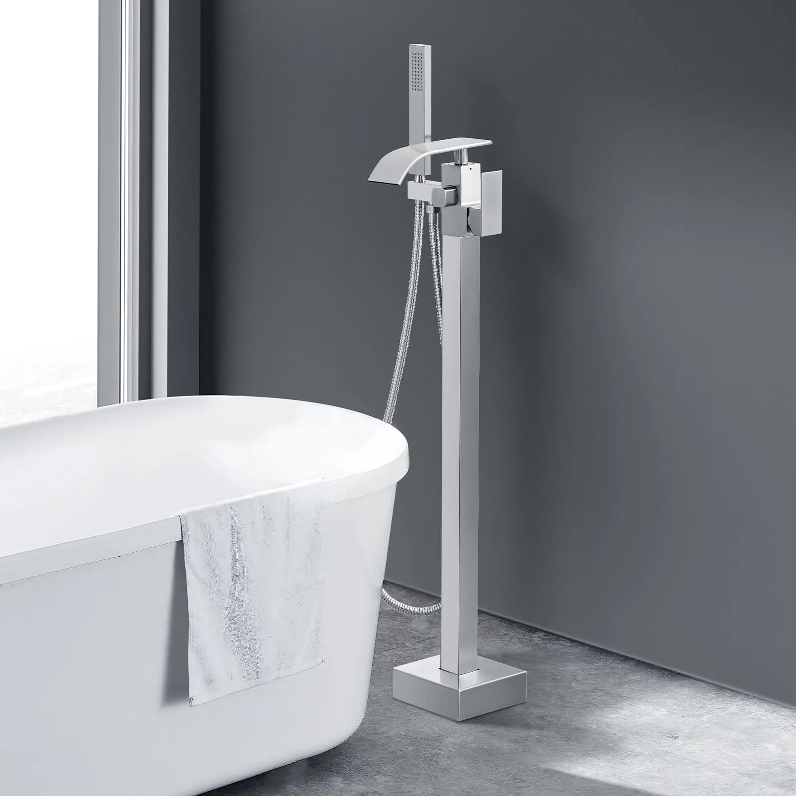 【summerfinds】VEVOR Freestanding Bathtub Faucet, Floor Mount, Freestanding Tub Filler, Shower Mixer Taps, Two Water Modes, 360° Swivel Spout, for Bathing & Showering Pet Bathing Cleaning Drains Toilet Flushing