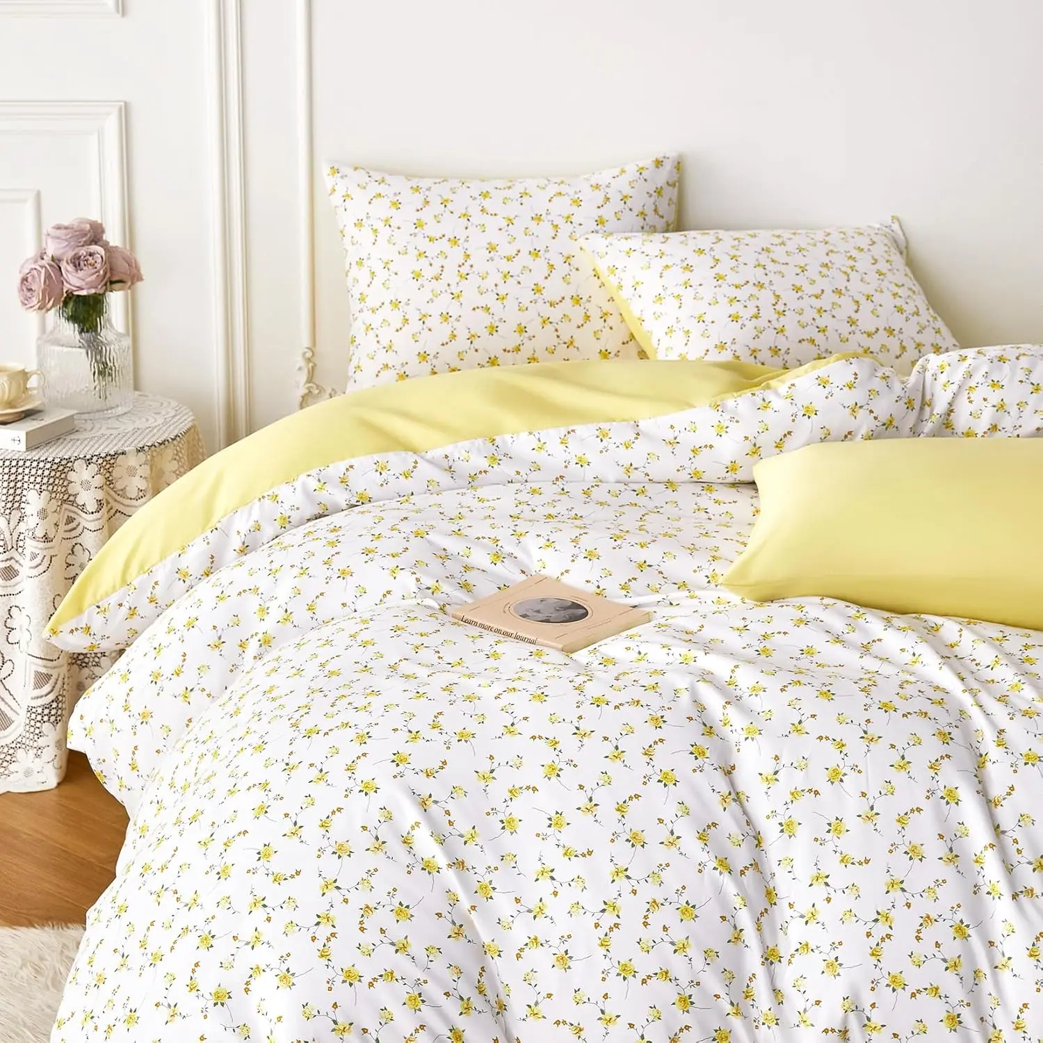 Queen Size 3-Piece Polyester Floral Duvet Cover Set, Soft Lightweight Bedding with Coquette Cottagecore Cute Flower Pattern for Teen Girls, Yellow White, Machine Washable, Machine Wash