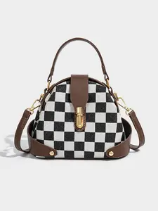 Fashionable and elegant leopard print shell handbag, niche design versatile shoulder crossbody bag, trendy textured shoulder commuter bag, Casual Shoulder Bag, suitable for daily matching, commuting and other scenarios. Crossbody Tote Bag