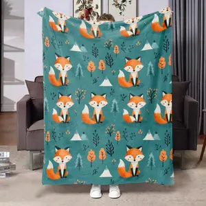 A Fox Print Throw Blanket, Shawl Blanket, Lap Blanket, Comfortable and Soft Plush Blanket, a Birthday or Christmas Gift for Boys, Girls, Men, and Women.Suitable for Beds, Sofas, Chairs, and Living Room Decor, Usable in All Seasons