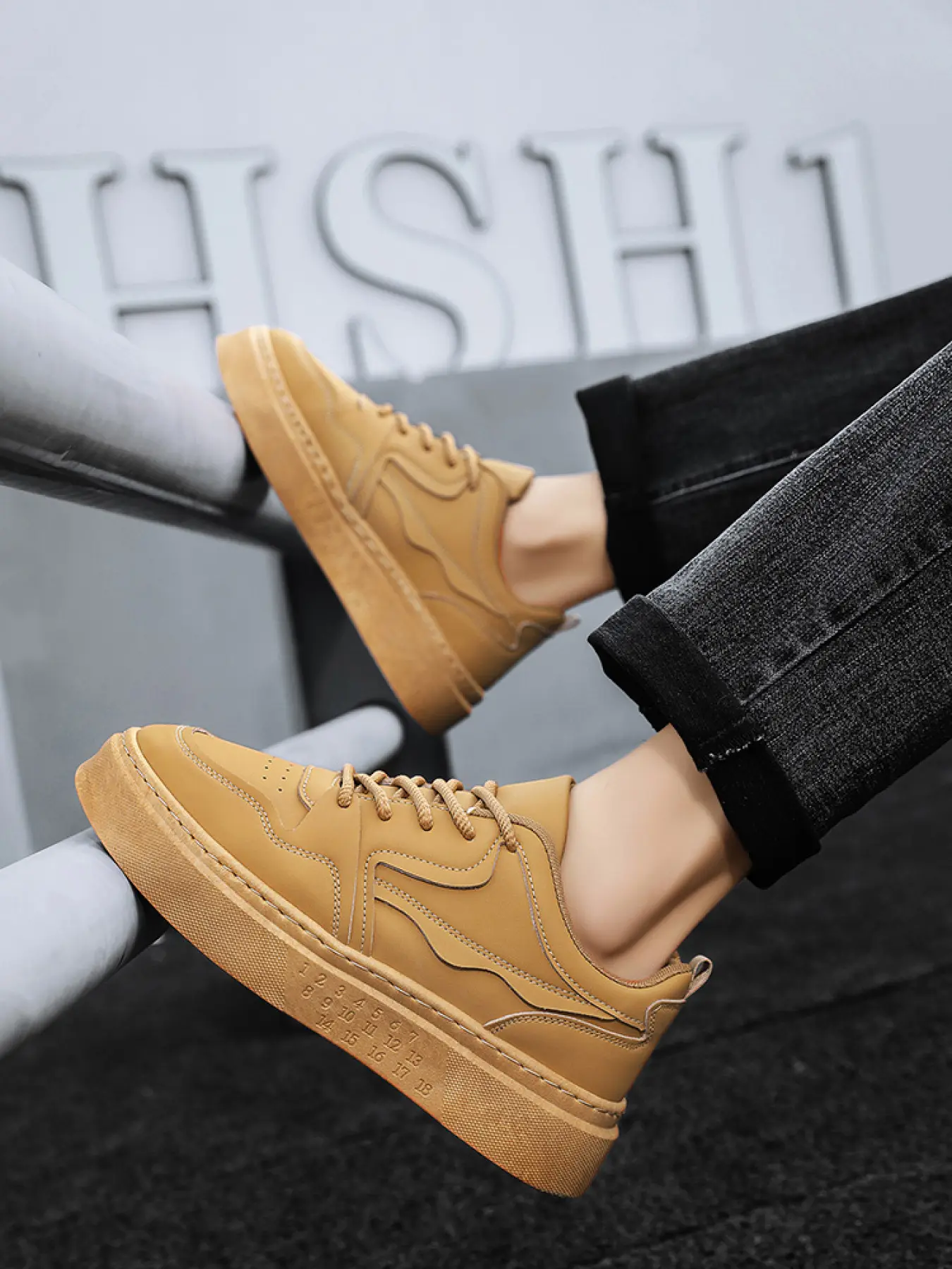 Spring Men's New Breathable Work Shoes Men's Trendy Versatile Thick soled Athletic Sneakers Casual Board Shoes Trendy Shoes