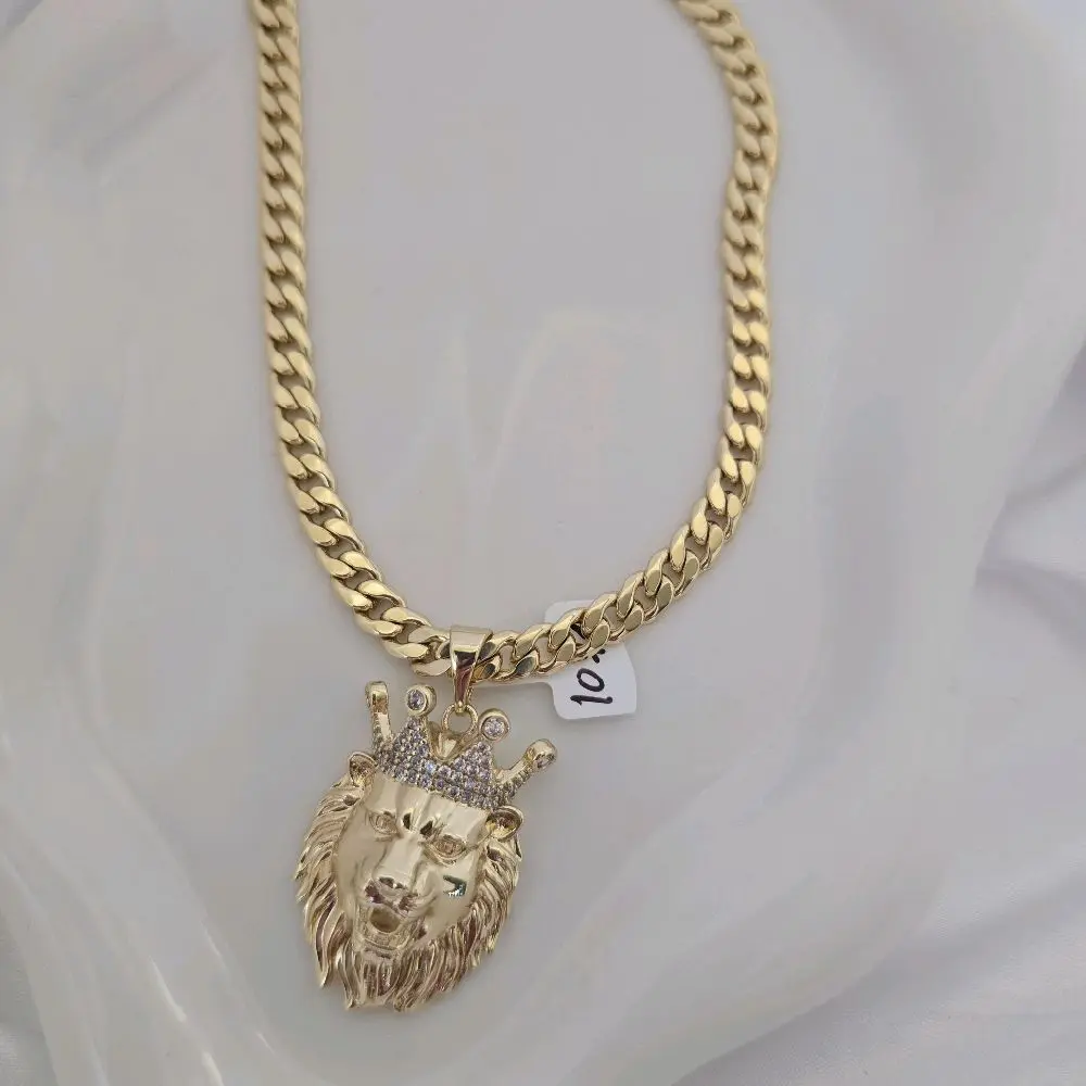 Cadena with Lion Pendant Gold Plated Unisex Necklace - Model 10