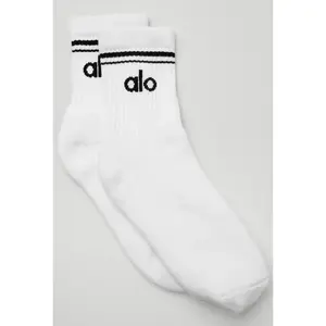 Alo Yoga Alo Unisex Half-Crew Throwback Sock