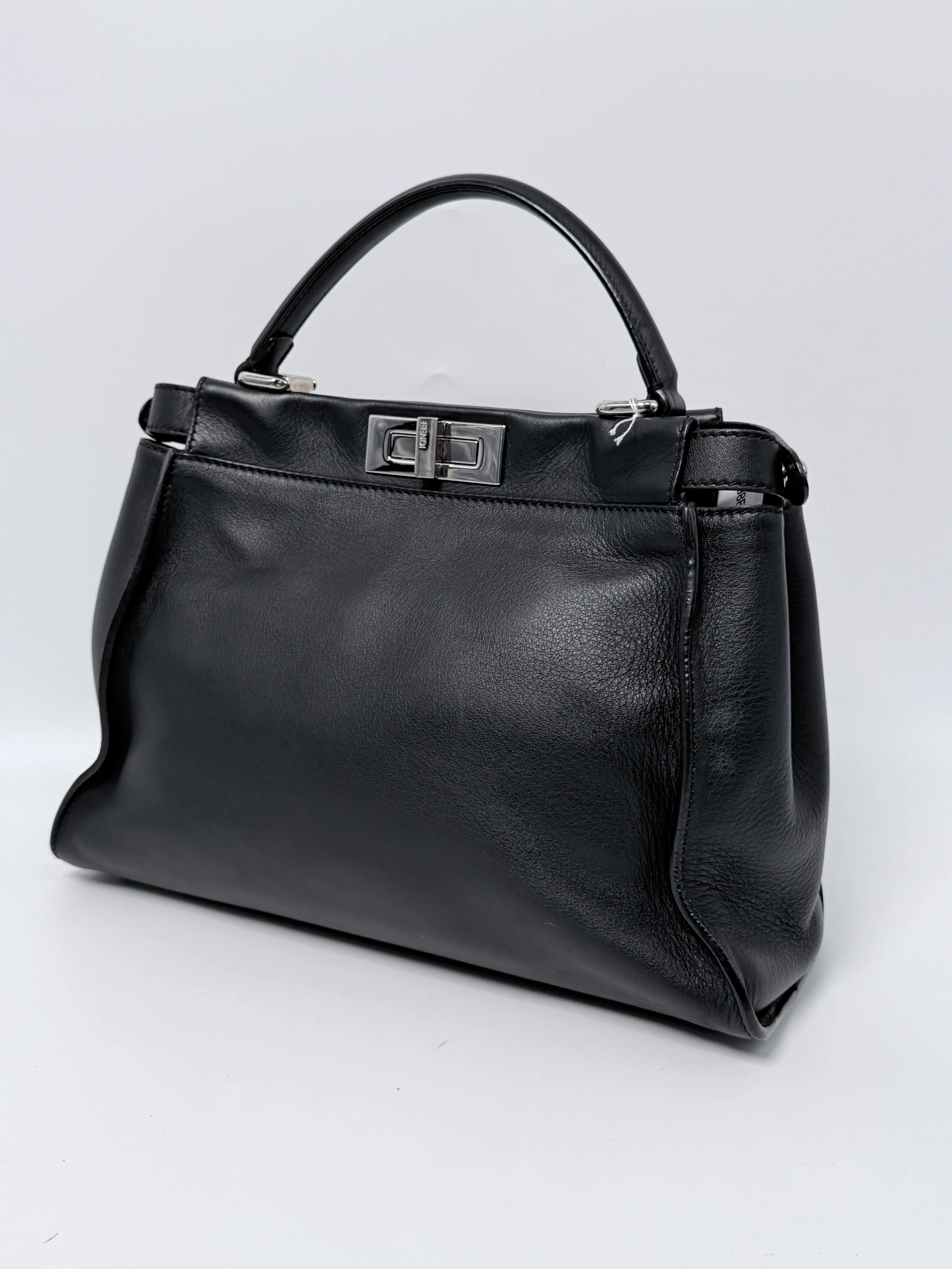 Pre-owned FENDI Leather Shoulder Bags Peekaboo Medium Black Satchel Handle Handbag Shoulder Bag JE298FD