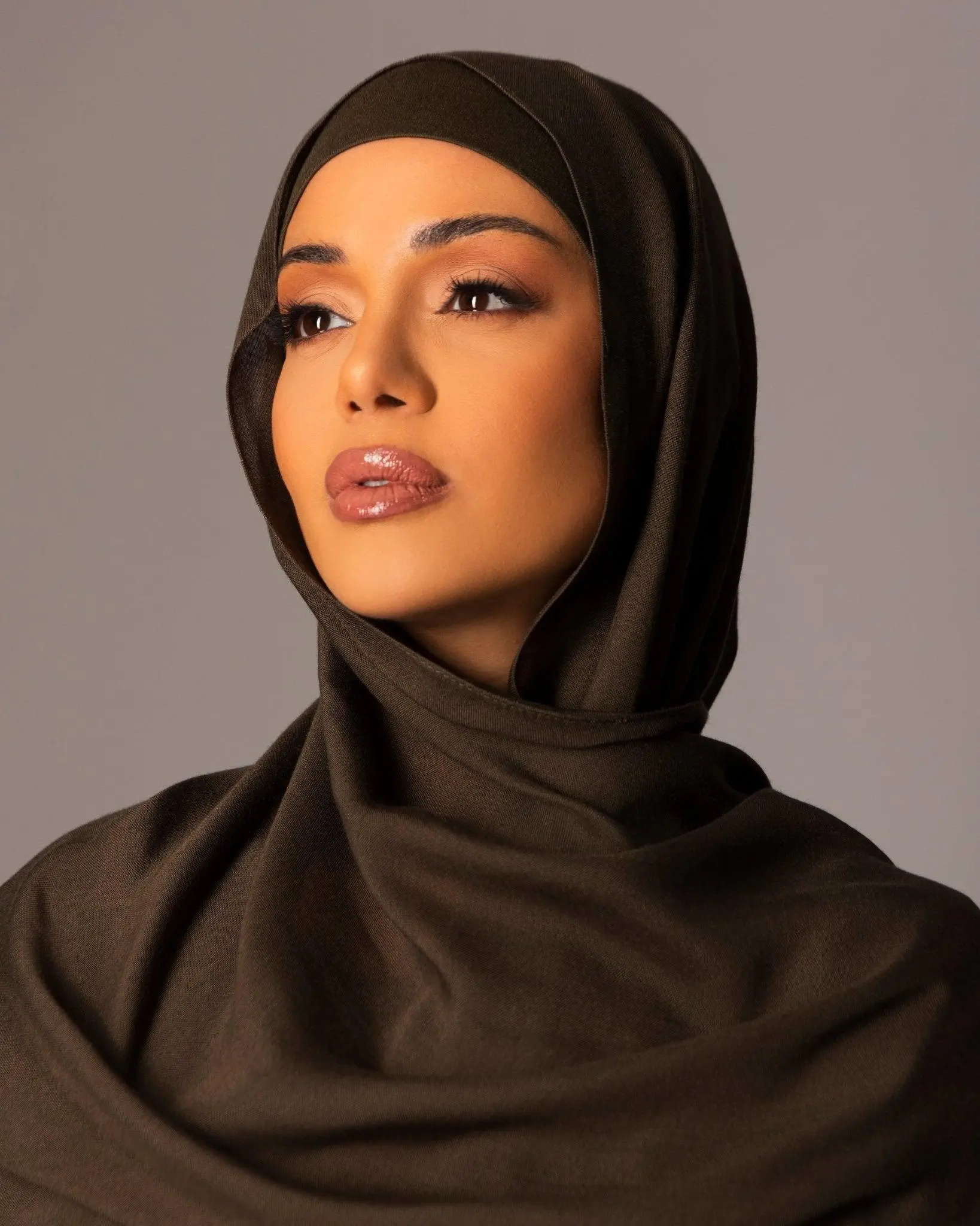 Premium Modal Hijab with matching under cap set – Deep Moss