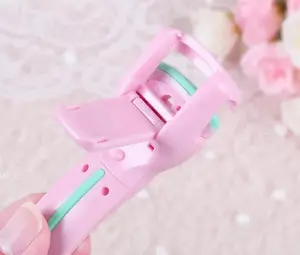 Lush Lash Curler Pro