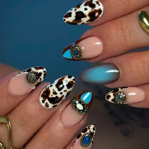 24pcs almond-shaped press-on nail gift set, featuring black and brown cow print French manicure design, embellished with vintage rhinestones and high-quality sapphire accents. Portable and perfect for parties, Almond Shape Nails, Decorative Nails