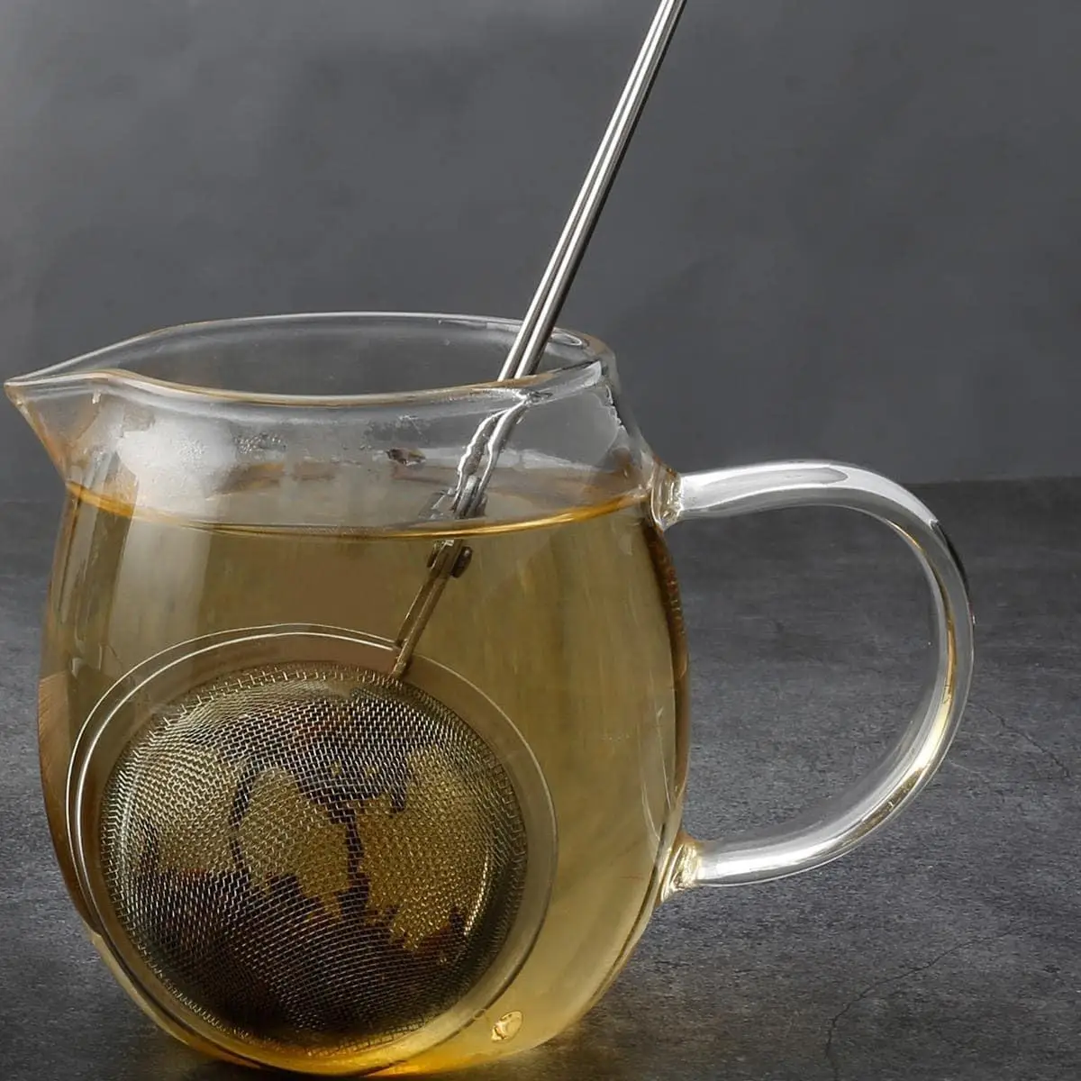 Stainless Steel Tea Strainer, 1 Count Round Tea Infuser with Handle, Portable Kitchenware Tea Making Tool for Home Office Use, Boyfriend Gifts, Gifts