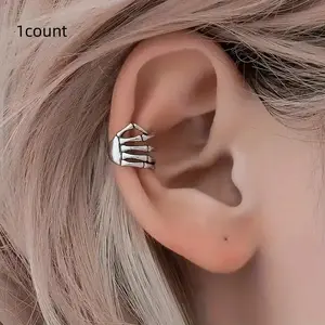 Punk Style Zinc Ear Clip, No Piercing Skull Design, Vintage Non-Plated Gothic Fashion Accessory, Durable Alloy Halloween Gift, Non Piercing Earrings