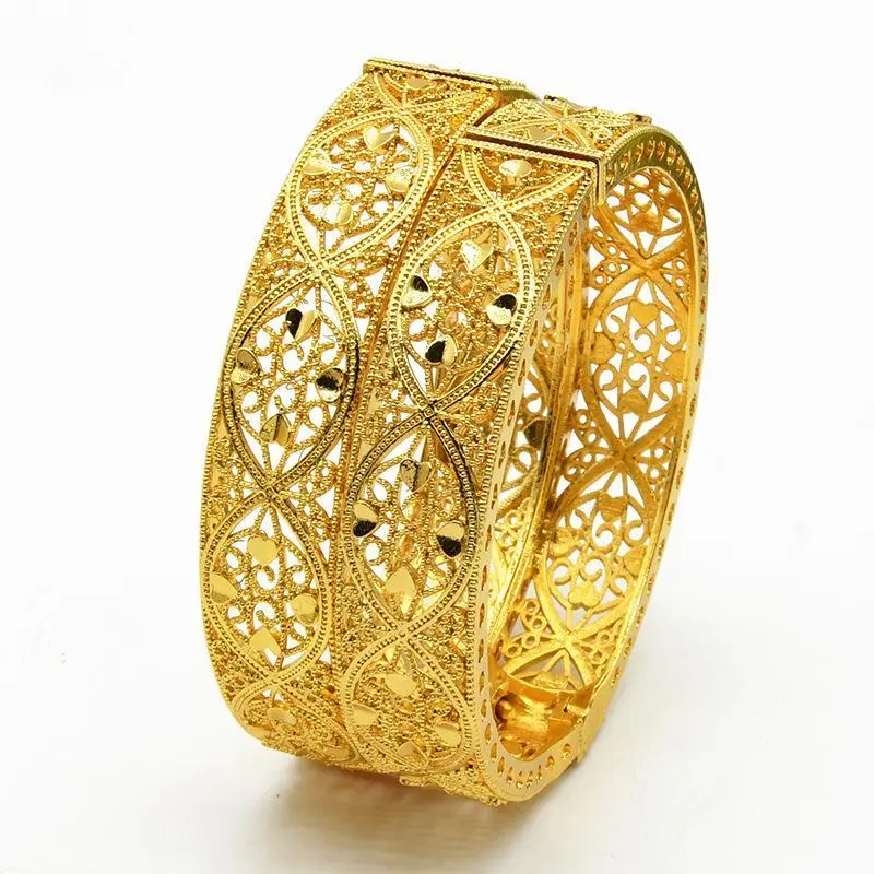 2piece/setWomen24KGold-platedHollowFlowerBraceletFestivalVietnameseSandGoldBrideBangles 2piece/setWomen24KGold-platedHollowFlowerBraceletFestivalVietnameseSandGoldBrideBangles