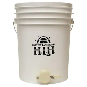 Harvest Lane Honey HONEYBCKT-102 5 Gallon Honey Bucket, Honey Gate, 5 Gallon Bucket, 12X12x15.5"