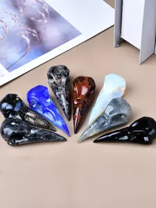 Hand-Carved Natural Bird Skull Crystal Ornament, Halloween Christmas Gift, 5cm Quartz Toy, Decorative Crystal Figurine, Crystal Carvings, Home Ornament