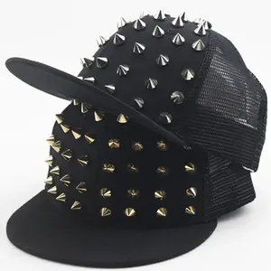 Punk Rock Rivet Flat Hat for Men & Women - Y2K Snapback Baseball Cap - Hip Hop Outdoor Gorras - Stylish Casquette Homme dawndesslo