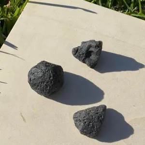 1 Tektite crystal