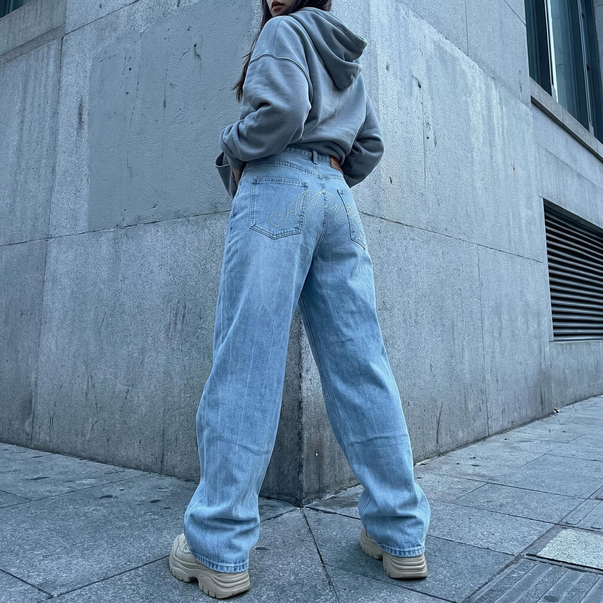 Women’s Baggy Wide-Leg Jeans Comfortable High-Waisted Light-Wash Denim Pants with Y2K Rhinestone Graphics Vintage 2000s Casual Hip-Hop Streetwear