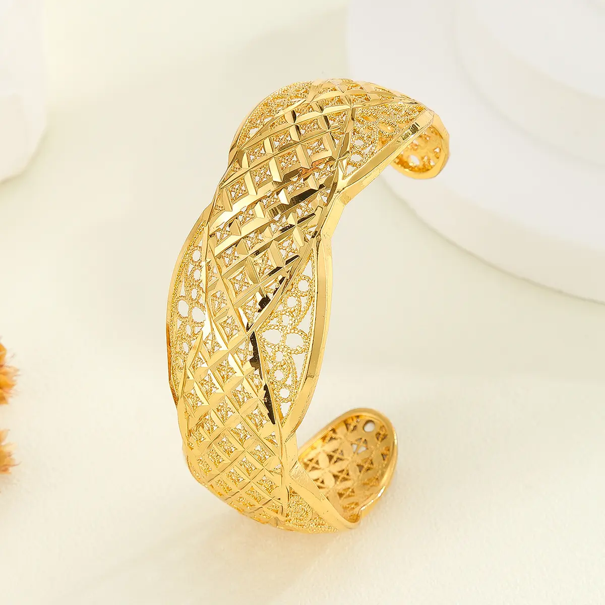 Fashion Copper Plated 18K Gold Diamond Pattern Bracelet, Fried Dough Twists Rope Open Bracelet