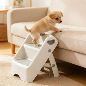 A Climbing Ladder for Small And Medium-Sized Dogs and Puppy to Assist Them Onto Low Sofas at Home, Featuring Non-Slip Steps to Prevent Sliding, Easy to Fold for Storage Without Taking Up Space