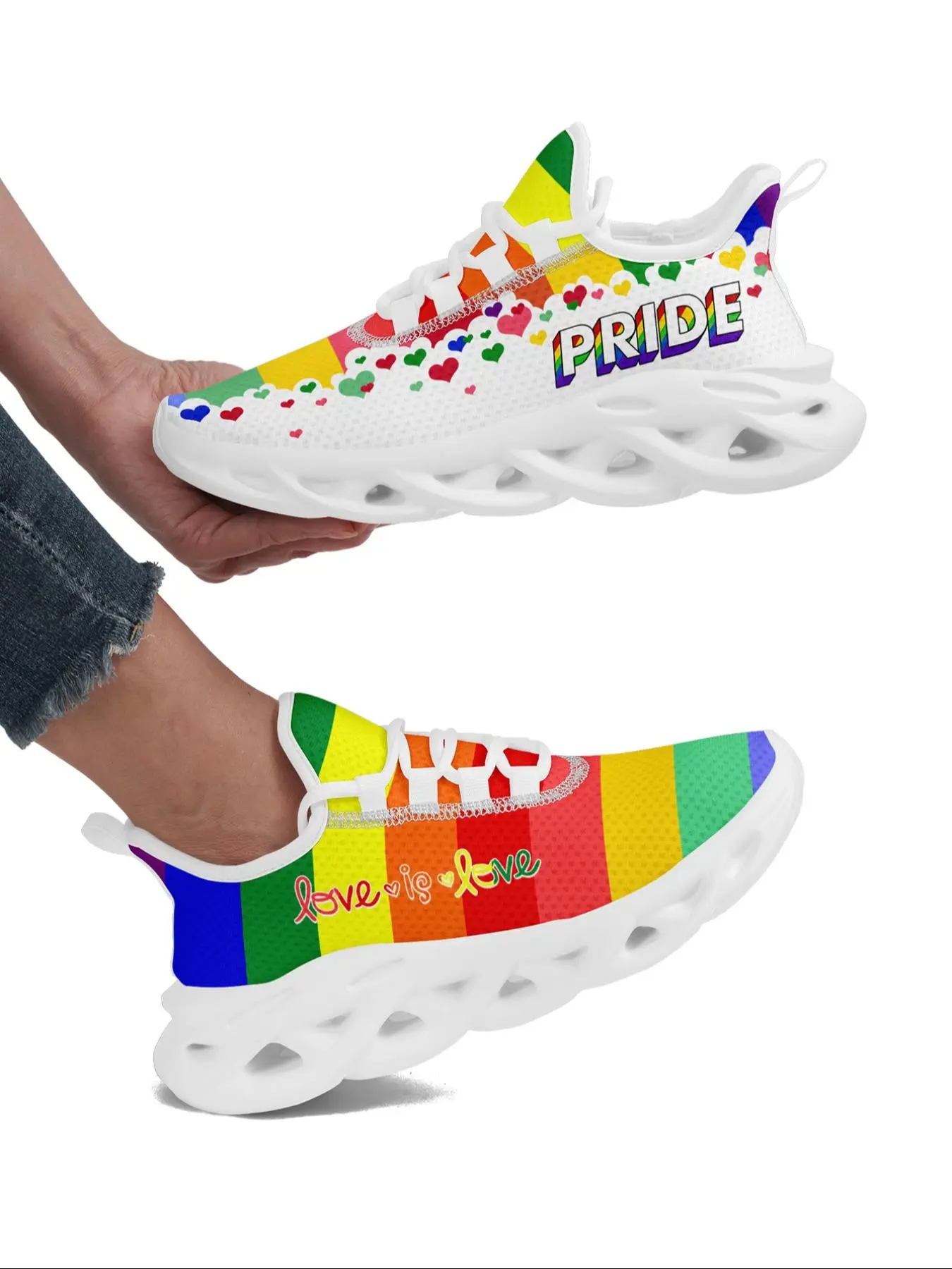 Women's Rainbow Stripe Print Lace Up Low Top Sneakers, Casual Comfortable Non-slip Blade Sole Sports Running Shoes, All-match Round Toe Chunky Sneakers for Daily Wear, Sporty Running Shoes