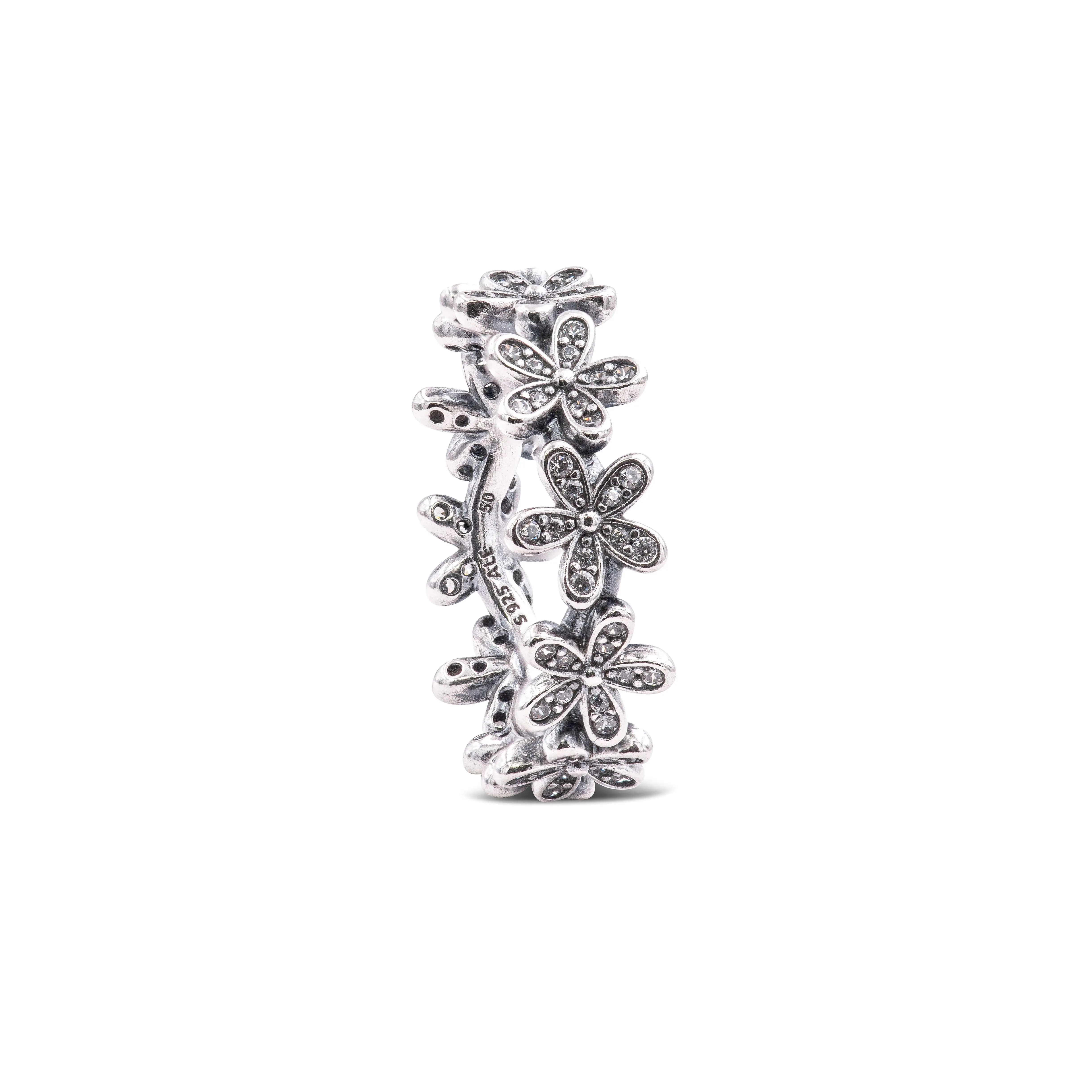 PANDORA Women's Dazzling Daisy Meadow Ring, Floral Band in a Daisy Chain Style, Stackable with Cubic Zirconia, Ring Stack, Female