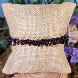 Red Garnet Crystal Chip Bracelet for Balancing Energy and Revitalizing Chakras hippiejewelry earthy jewelry